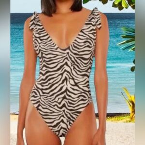 Sanctuary Modern Kitty High Leg
Scoop Neck Tank One-Piece Size S